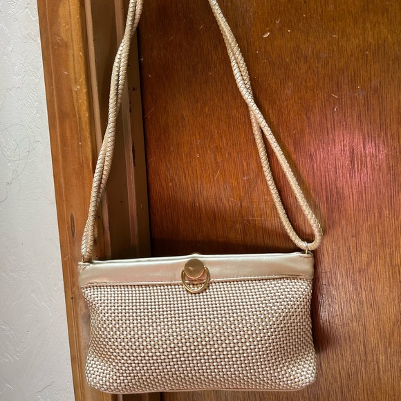 Small ladies tan weave bag - Picture 1 of 3